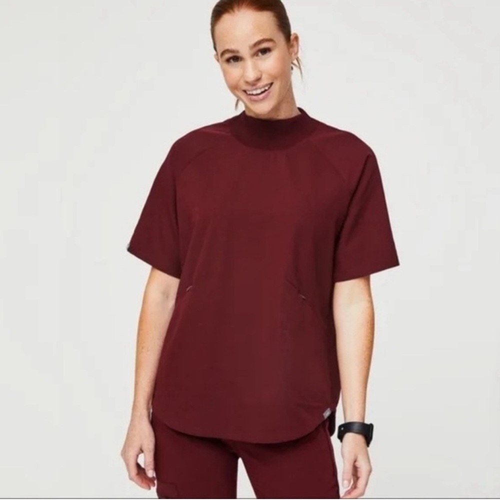 Figs Ngara Scrub Top in Burgundy XS